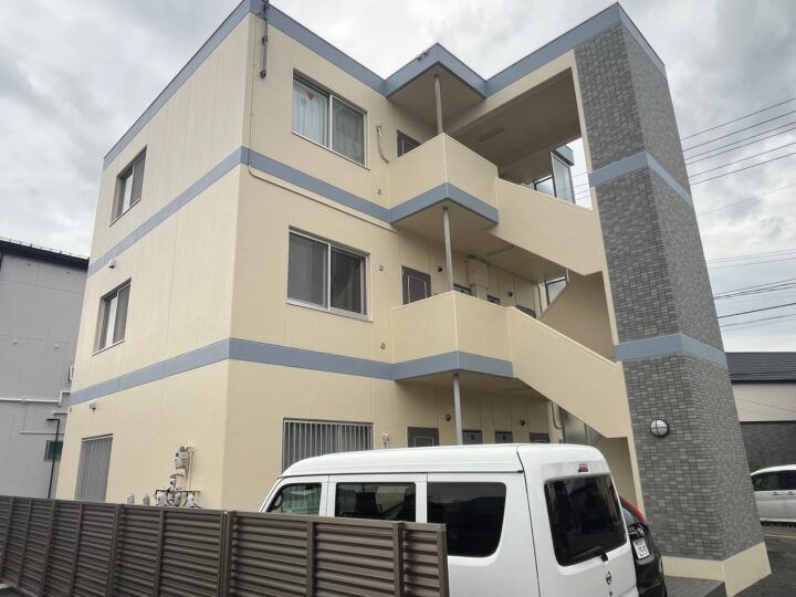 盛岡市　アパート外壁塗装・屋上シート防水工事
