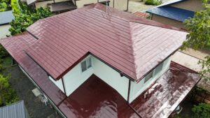 【滝沢市 屋根塗装・雨樋交換】チョコレートで深みのある屋根に一新|Y様邸