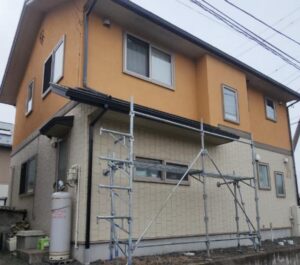 【盛岡市 雨樋交換】落雪で破損した雨樋を火災保険でスピード修繕|K様邸