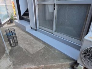 【盛岡市 基礎のひび割れ補修・基礎塗装】0.3mmが分かれ目｜寒冷地で進む凍害から土台を守る｜K様邸