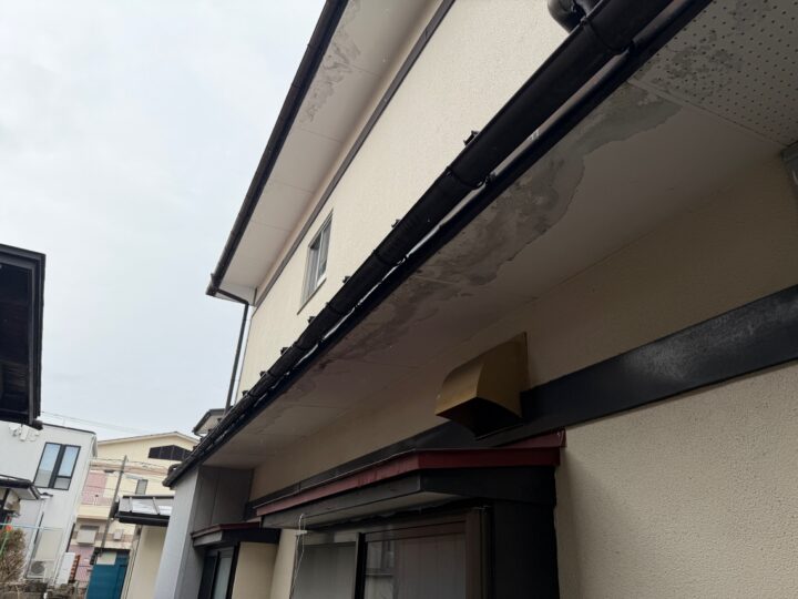 施工前:下屋の軒まわり